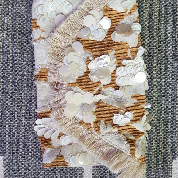 Anthropologie Cream and Light Lavender Linen Tote - Picture 2 of 5